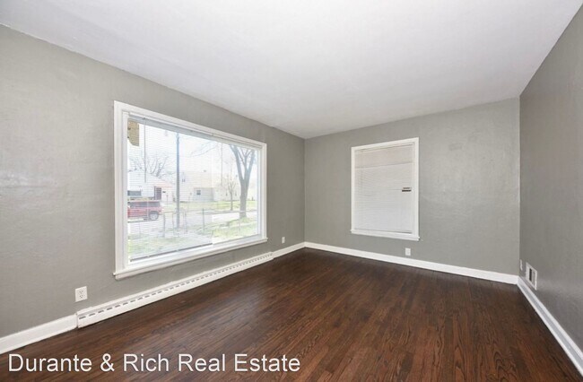 Foto del edificio - 4 br, 1 bath House - 4919 N. 26th