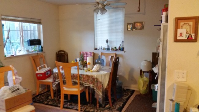 Apt C Dining - 47 Main St