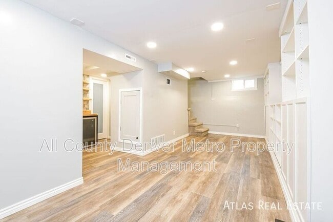 Foto del edificio - 661 Stuart St