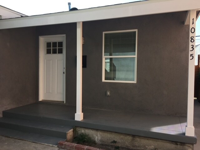 Foto del edificio - 10835 Jefferson Blvd