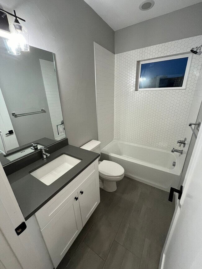 2nd floor full bathroom - 2179 S Cherokee St
