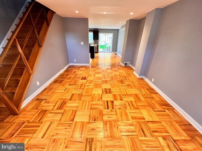 Foto del edificio - 327 Righter St