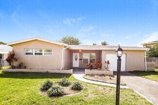 Building Photo - 3597 NW 37th Ave
