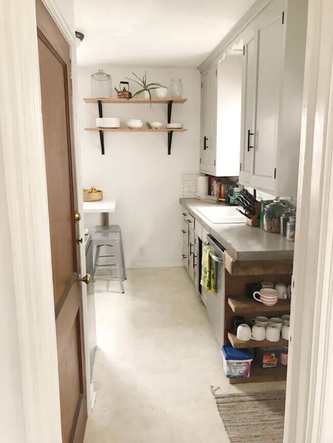 Foto del edificio - 2841 Dakota Ave S