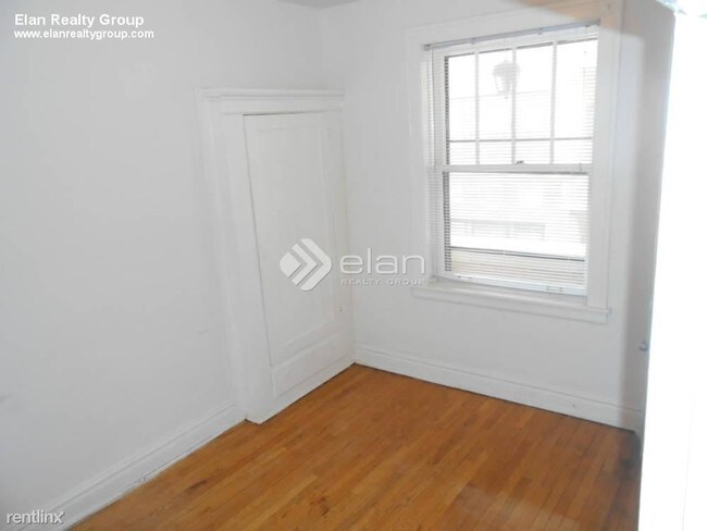 Building Photo - 1325 W Fargo Ave