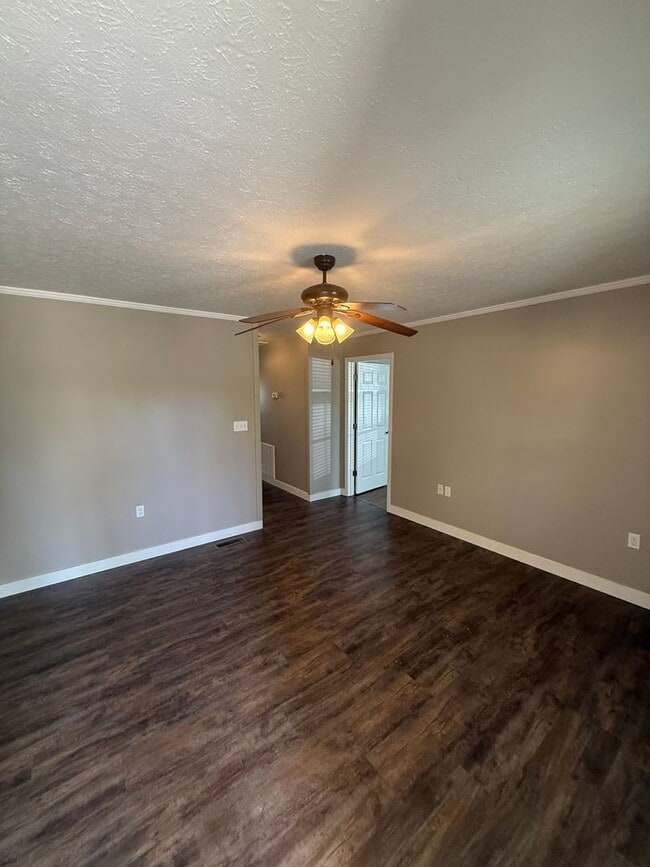 Foto del edificio - 264 Peterson Ave