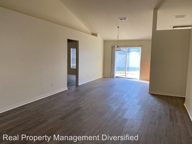 Building Photo - 3 br, 2 bath House - 103 Pecan Run