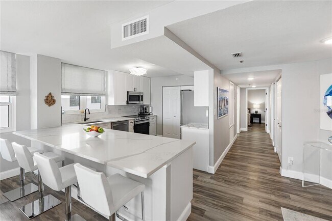 Building Photo - 97 Sunset Dr