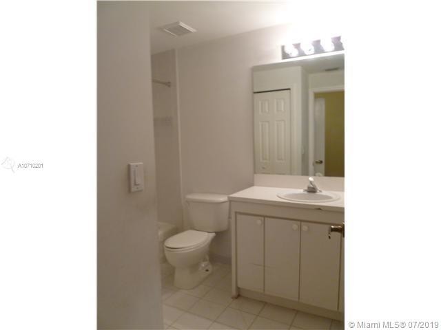 Building Photo - 6320 NW 114th Ave