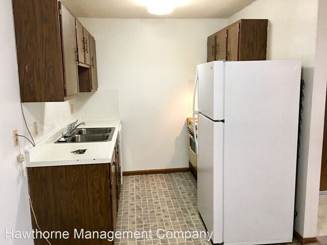 Foto del edificio - 3400 Balboa Ln