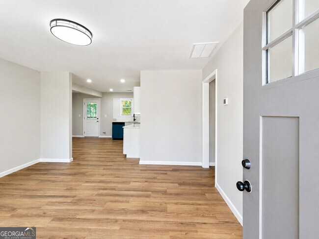 Foto del edificio - 1639 Bridgeport Dr NW