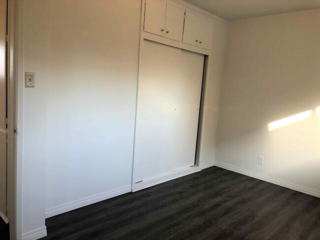 Foto del edificio - 3040 Evelyn Ave