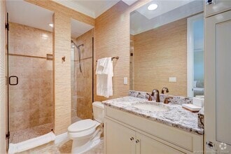 Building Photo - 1528 NE Outrigger Landings Dr