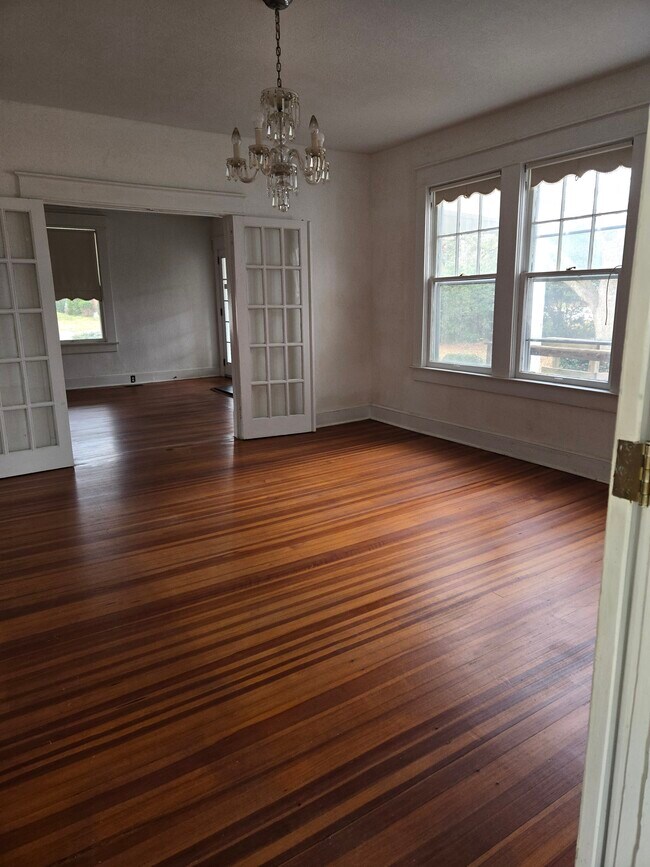 Foto del edificio - 611 S Broad St