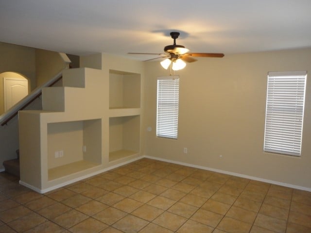 Building Photo - 12837 W Windsor Avenue