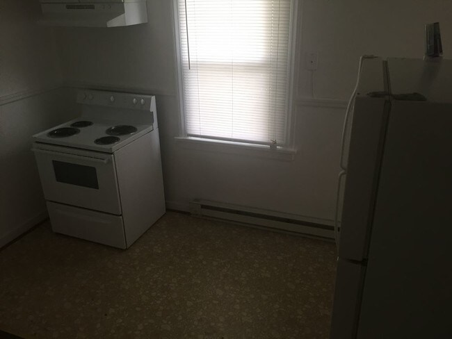 Building Photo - Quiet and Cozy 2bd in Fulton Hill