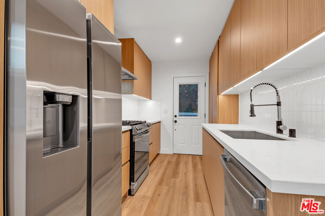 Foto principal - 950 Havenhurst Dr