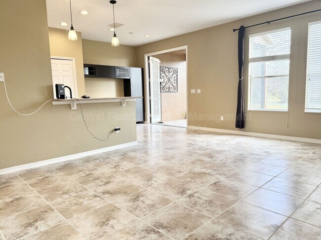 Foto del edificio - 8409 Chamberlain Pl