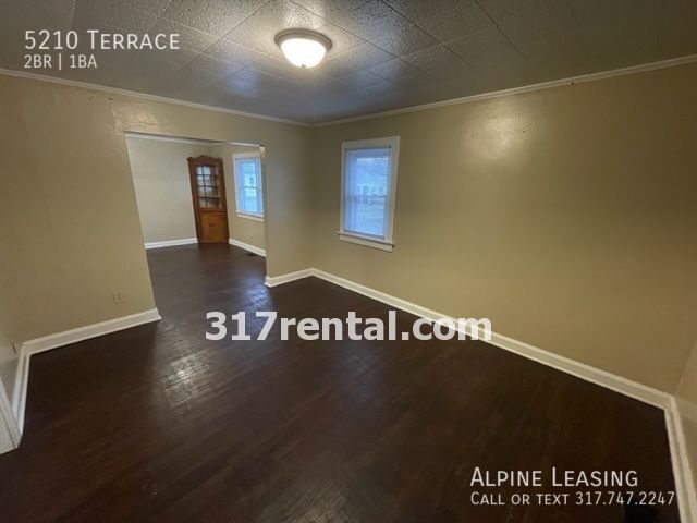 Building Photo - New Rehab Great location!