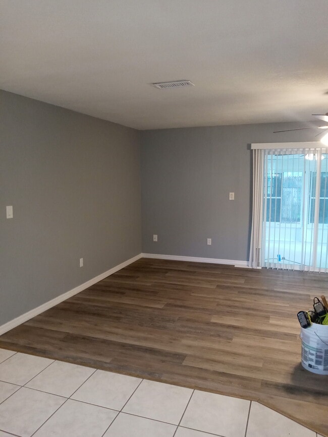 Foto del edificio - 4653 Crescent Rd