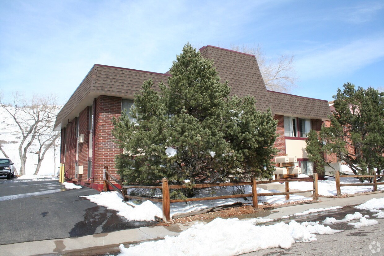 16817 W 16th Pl, Golden, CO 80401 Apartments in Golden, CO