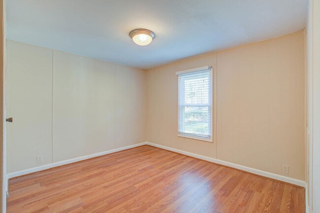 Foto del edificio - 756 Seaman Ln