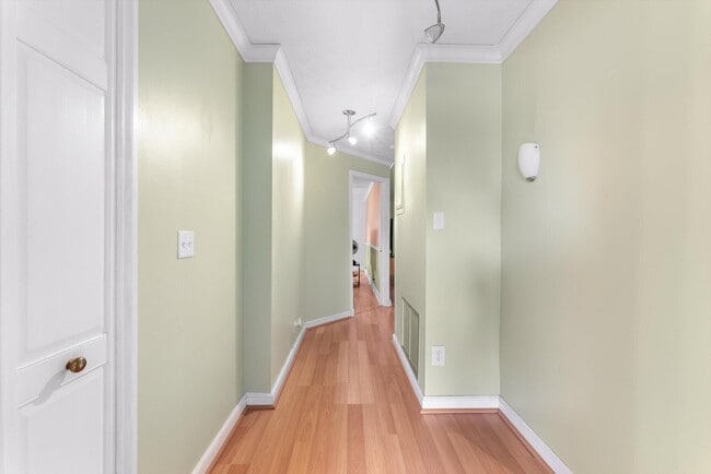 Foto del edificio - 8000 Lagos De Campo Blvd