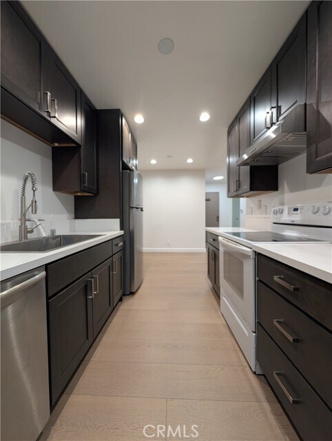 Foto del edificio - 17052 Colima Rd