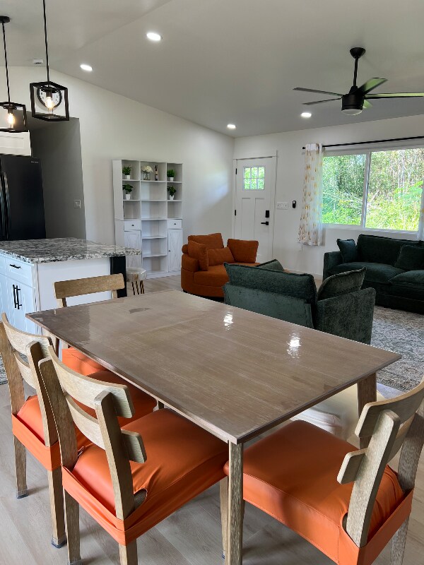 Foto del edificio - 16-2144-2144 Treefern Dr