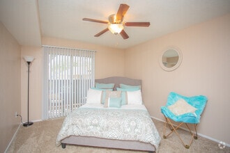 1BR, 1BA - 664SF - 1B - MIA Forest Oaks