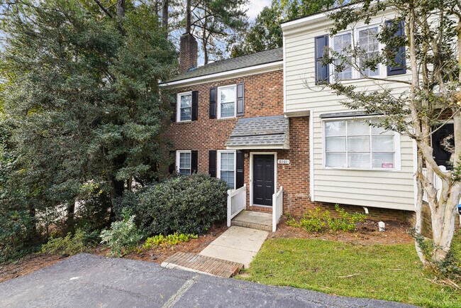 Building Photo - 6101 Highcastle Ct
