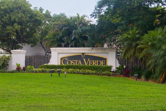 Foto del edificio - 9928 NW 29th Ter