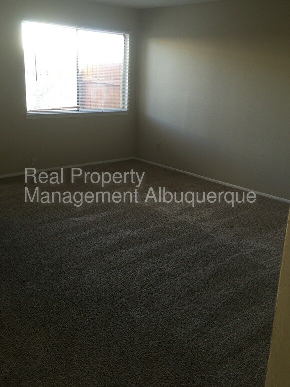 Foto del edificio - 513 Wisconsin St NE