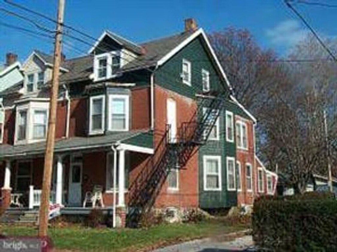 Primary Photo - 311 S New St