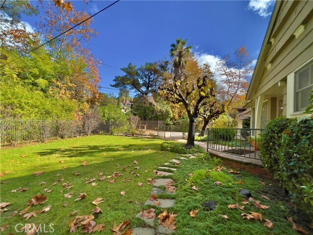 Building Photo - 3167 Laurel Canyon Blvd