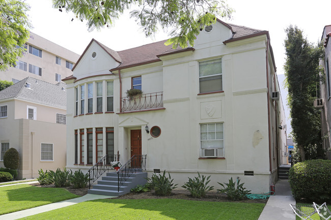 Foto del edificio - 447 N Oakhurst Dr