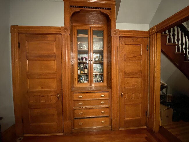 Dining Room original built-in - 41 Beacon St