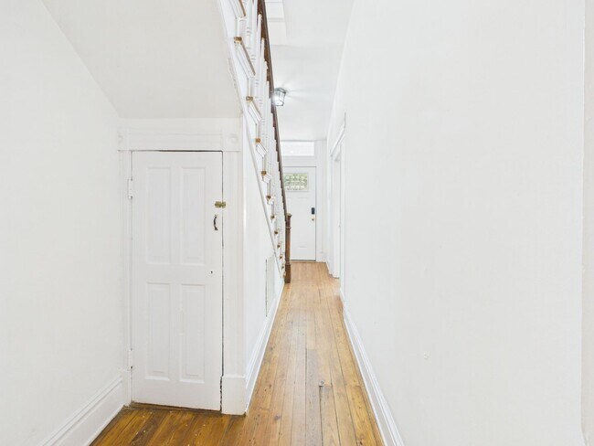Foto del edificio - 2108 W Cary St