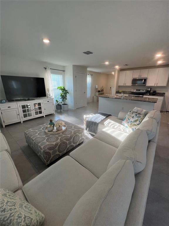 Building Photo - 2913 Great Abaco Way