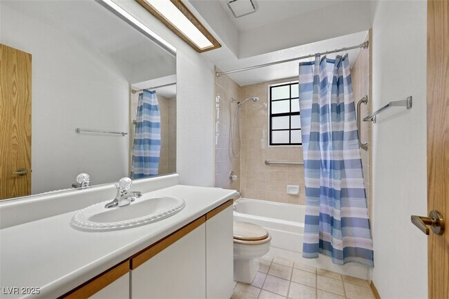 Foto del edificio - 5240 Las Cruces Dr