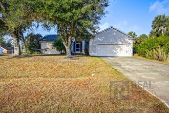 Building Photo - 4407 N Chamberlain Blvd