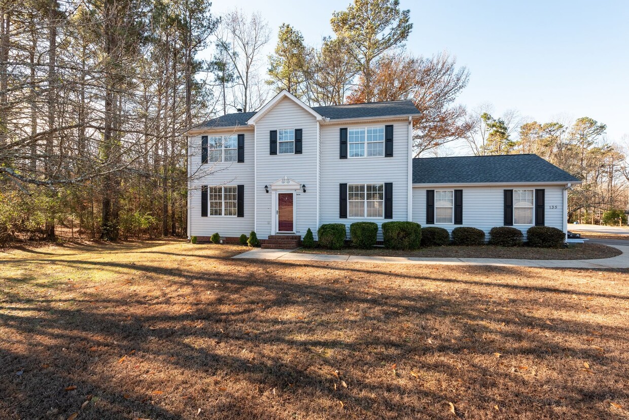 Primary Photo - **AVAILABLE NOW!** West Side Athens 4/2.5