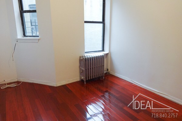 Foto principal - 642 Prospect Pl
