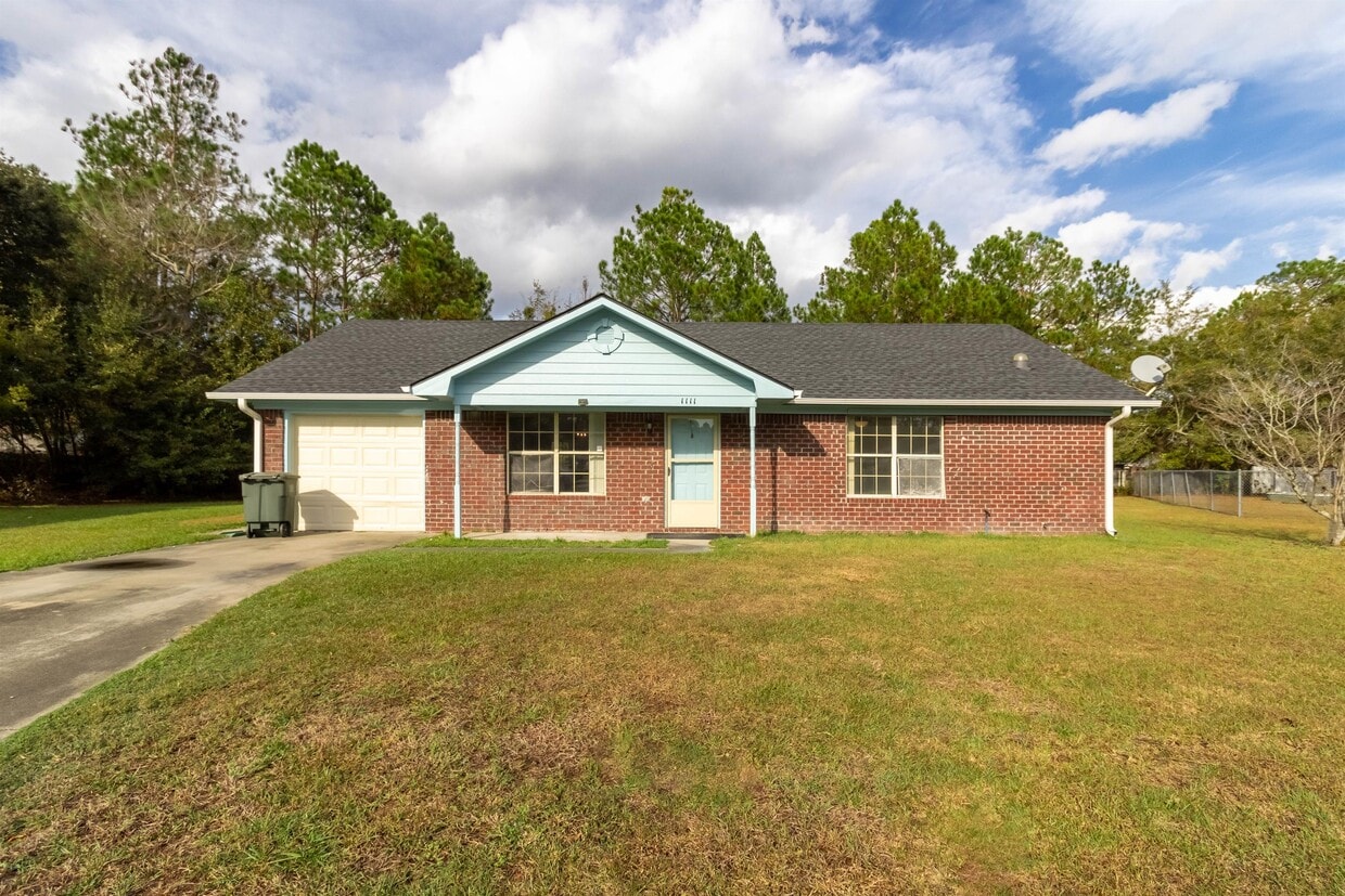1111 Apache Alley, Hinesville, GA 31313 House Rental in Hinesville, GA