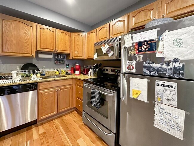 Foto del edificio - 497 Beacon St