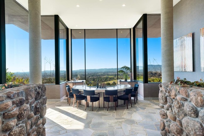 Building Photo - 2100 Old Soda Springs Rd