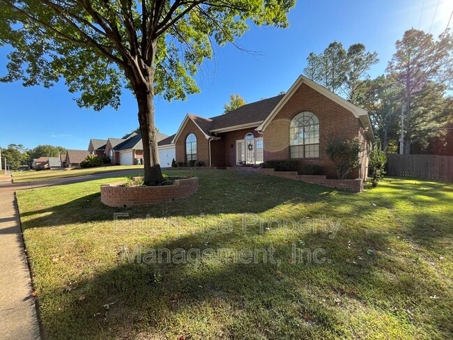 Foto del edificio - 384 Walnut Trace Dr