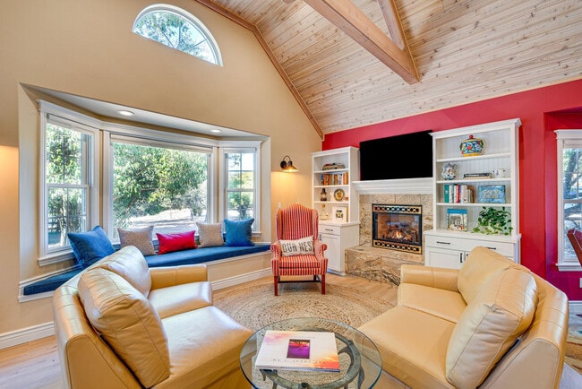 Building Photo - 5700 Winding Way