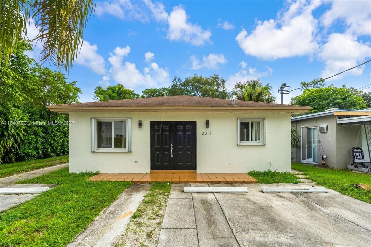 Foto principal - 2817 SW 39th Ave