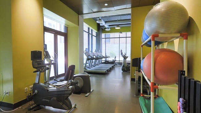 Tower 31 Apartments New York Ny Fitness Center Tower 31